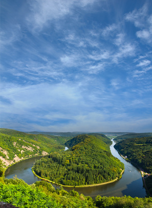 Wanderbar für Familien ist das Saarland. Egal ob zu Fuß, mit dem Fahrrad oder auf dem Hausboot. Damit sich niemand verläuft und plötzlich in Frankreich ist, gibt es die kostenlose App fürs Saarland. © thomasw20 - Fotolia.com