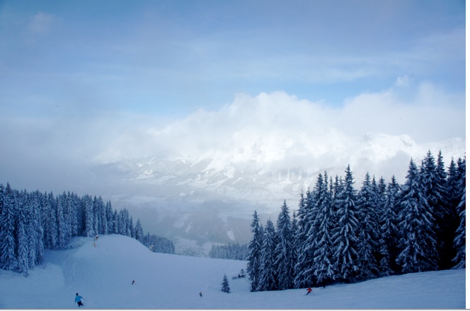 Durch diese hohle Gasse müssen sie rasen! Es führt kein andrer Weg nach Schladming!Foto: (c) Kinderoutdoor.de