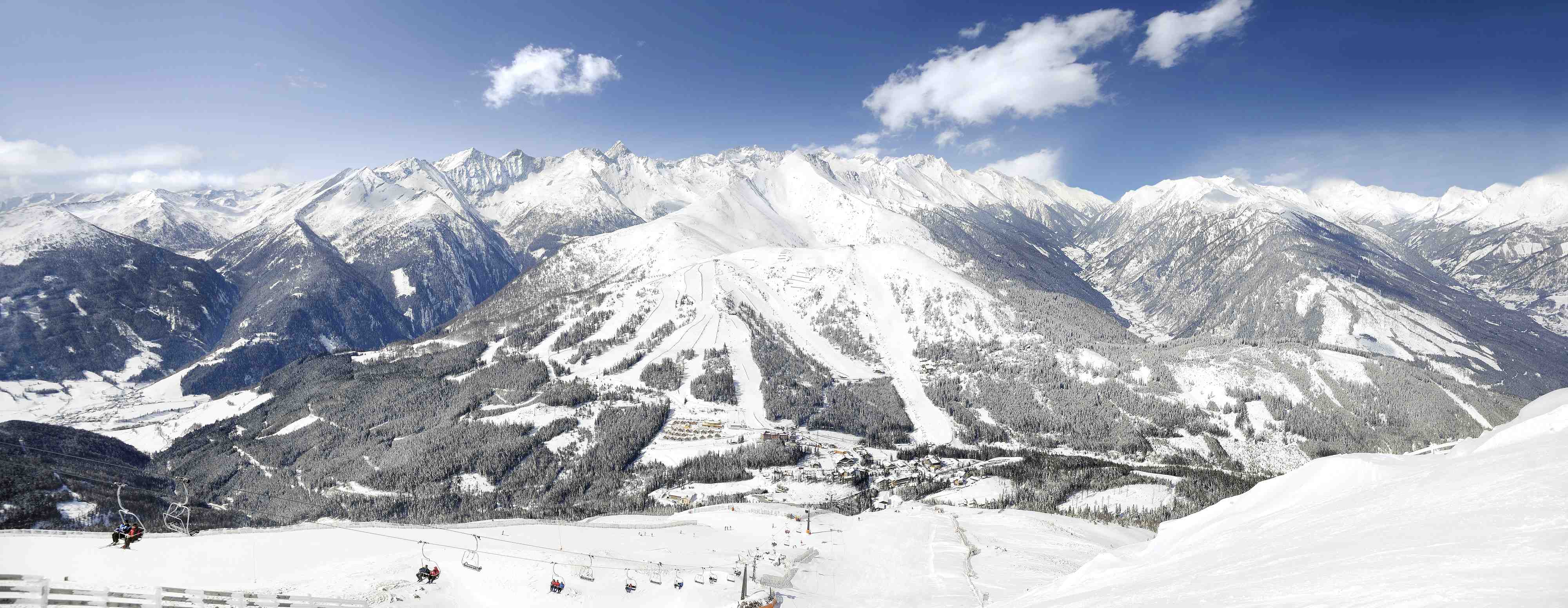 Tolle Aussichten für einen Familienurlaub: Der Katschberg im Winter. Foto: (c) Tourismusregion Katschberg