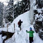 Als andere als ungefährlich ist der Weg durch den Eistobel im Winter. Foto (c) Kinderoutdoor.de