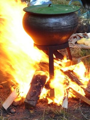 Jetzt wird's lecker bei Kinderoutdoor.de: Trapper Pfannkuchen, können die Kinder alleine kochen.foto: © fotosergio - Fotolia.com