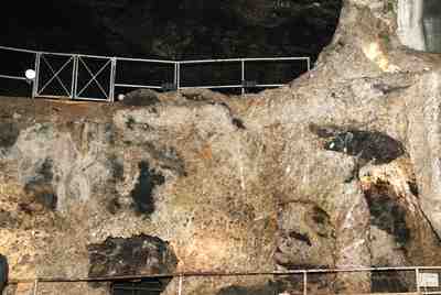 Mehr Bergwerk als Höhle ist die Marienglashütte. Foto:(c) Karl-Heinz Laube / pixelio.de