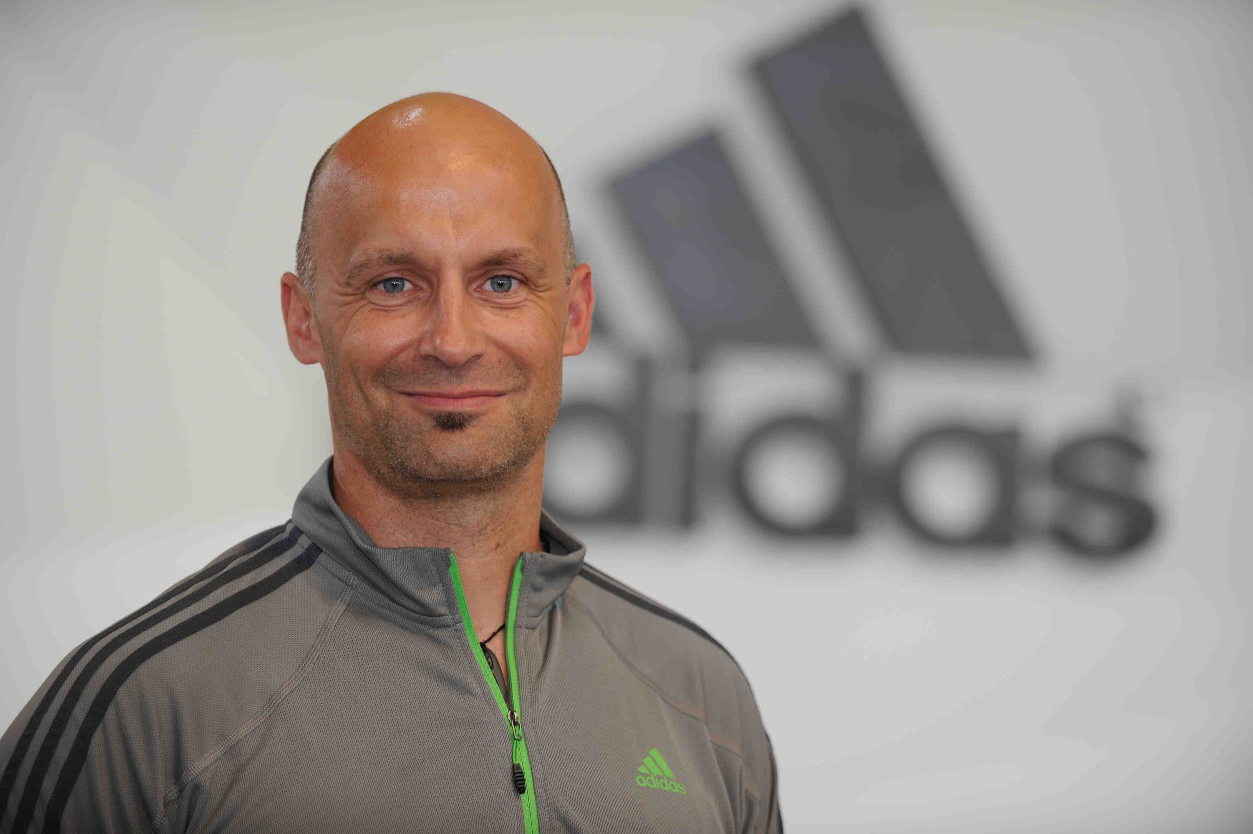 Marc Fischer, Head of Outdoor bei adidas: "Wenn eine Jacke im Himalaya dicht hält und wärmt, dann wird sie das auch auf dem Kinderspielplatz tun." Foto: (c) adidas AG