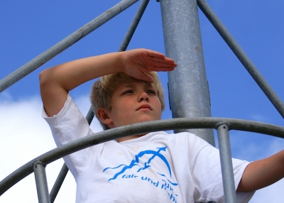 Piraten! Eine Schatzsuche ist für einen Geburtstag der unter dem Motto Piraten steht die ideale Abwechslung für die Kinder. Foto: (c) : S. Hofschlaeger / pixelio.de