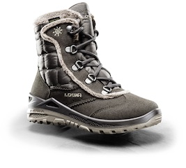 Warm, wasserdicht und griffig. So soll der ideale Winterschuh für Kinder sein. Foto. (c) Lowa