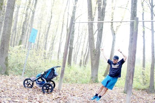 Mit dem Jogger Kinderwagen sind Eltern sportlich unterwegs. Foto. (c) kinderoutdoor.de