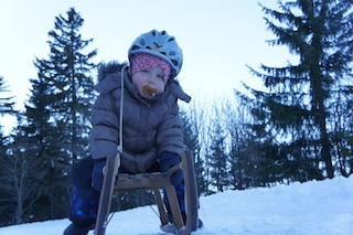 Am Wilden Kaiser in Tirol gibt es für den kommenden Winter hilfreiche Neuerungen für Familien, die dort ihren Winterurlaub verbringen.  Foto: (c) Kinderoutdoor.de