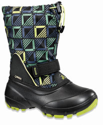 Wer den Kamik Kinderstiefel Shadow 5 G in den Händen hält dem fällt sofort auf: Hier fehlt was! Genau: Das Gewicht! Foto: (c) Kamik