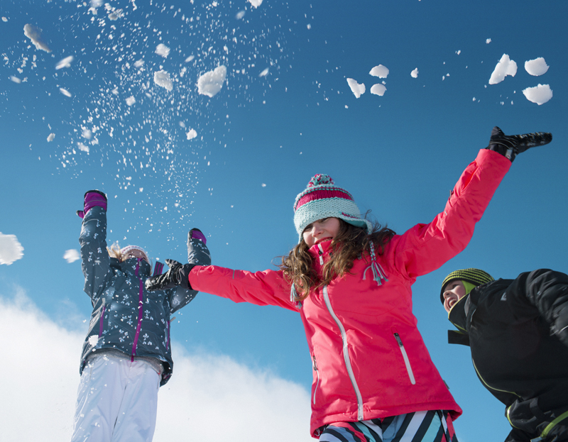 Mit der Wintermode von Reima ist die kalte Jahreszeit ideal für Kinder. Foto: (c) Reima