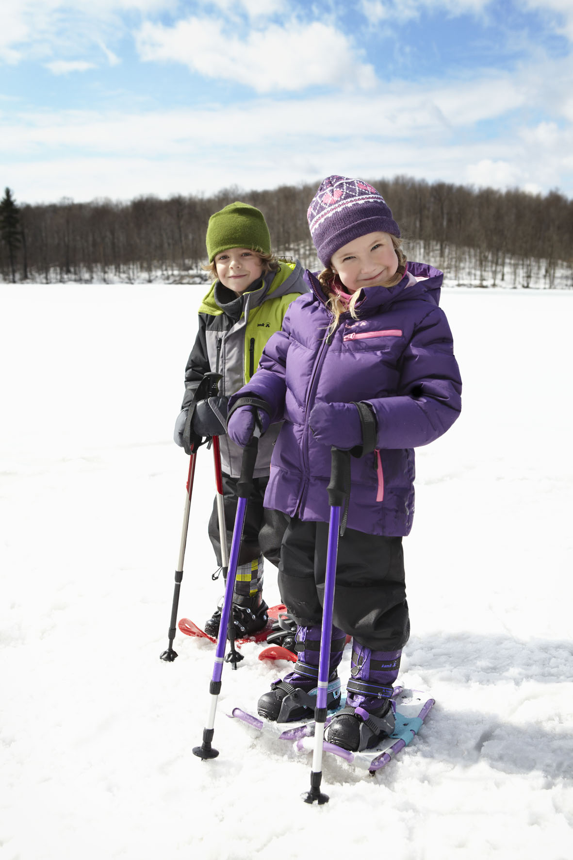 Kinderbekleidung kommt jetzt auch von Kamik. Ab sofort ist die Regenkleidung für die Outdoor Kids erhältlich. Foto. (c) Kamik