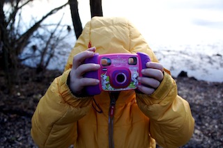 Vtech Kidizoom auch für kleine Outdoorer geeignet? Wir haben sie getestet. Foto: (c) Kinderoutdoor.de