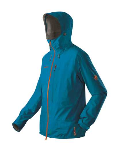 Outdoorbekleidung von Mammut steht für hochwertige Materialien, doch die haben auch ihre Tücken! Foto (c) Mammut