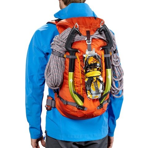 Nimm´s leicht! Patagonia zeigt wie ein moderner Rucksack aussieht. Foto (c) Patagonia