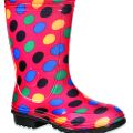 Polka! Das sind farbenfrohe Gummitstiefel für die Kinder. Der Clou: Kamik stellt das Modell Polka ohne Erdöl her! Foto (c) Kamik