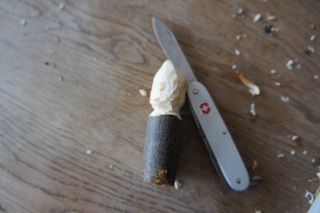 So sieht der fast fertige Frühlingswichtel aus. foto (c) Kinderoutdoor.de