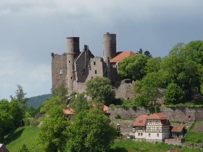 Burgen und Schlösser hat Thüringen genügend. Doch den schönsten Blick habt Ihr von der Ruine Hanstein. Foto (c) Martina Kullmann / pixelio.de