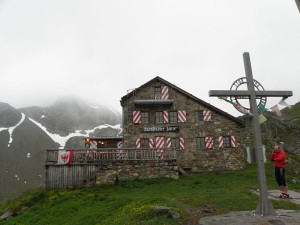 Eine Perle unter den DAV Hütten: Die Darmstädter Hütte. Foto (c) Thalunil, Wikipedia, Lizenz: Creative Commons by-sa 3.0 de