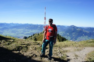 Gut ausgerüstet macht das Bergwandern Spaß. Foto (c) Kinderoutdoor.de