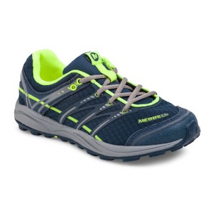 Outdoorer kennen den Mix Master von Merrell, weil sie mit diesem Modell sportlich unterwegs sein können. Nun gibt es endlich auch den Kids Mix Master für die Kinder. Foto (c) Merrell