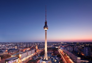 BEReits fertig! Der Alex eines der Wahrzeichen von Berlin, bietet den schönsten Panoramablick auf die Hauptstadt. Foto (c) Berliner Fernsehturm am Alexanderplatz