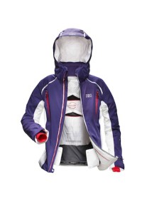 Silberqueen Jacket von Helly Hansen. Damit sind sportliche Frauen auf der Skipiste perfekt geschützt.  Foto (c) Helly Hansen