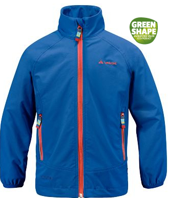 Alles grün: Kids Centipede Jacket II von Vaude ist eine umweltfreundliche Softshelljacke. Foto (c) vaude